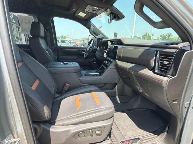 2025 GMC Sierra 2500HD 4WD Crew Cab Standard Bed AT4