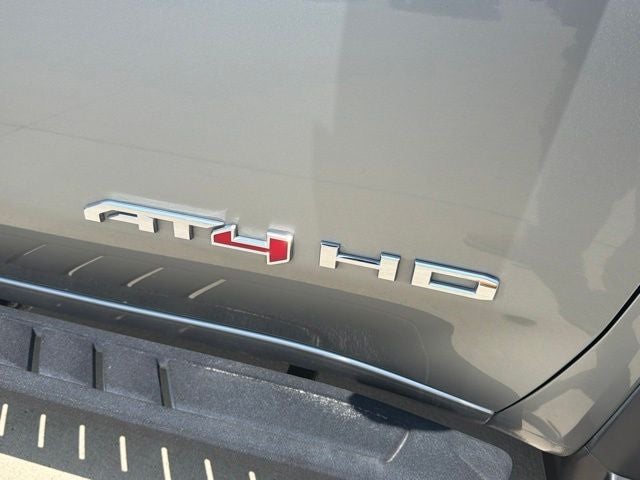 2025 GMC Sierra 2500HD 4WD Crew Cab Standard Bed AT4