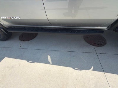 2025 GMC Sierra 2500HD 4WD Crew Cab Standard Bed AT4