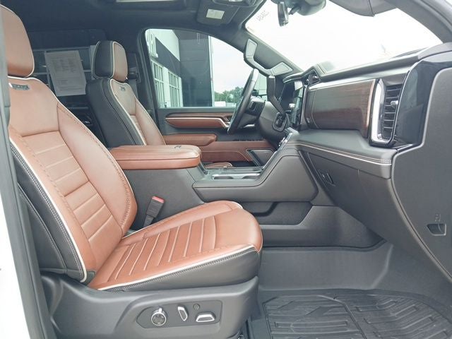 2026 GMC Sierra 2500 HD Crew Cab, Standard Bed, Denali Ultimate, 4WD