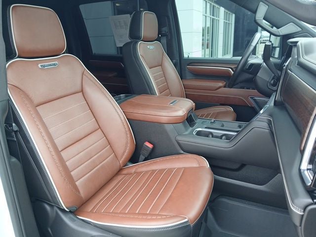 2026 GMC Sierra 2500 HD Crew Cab, Standard Bed, Denali Ultimate, 4WD