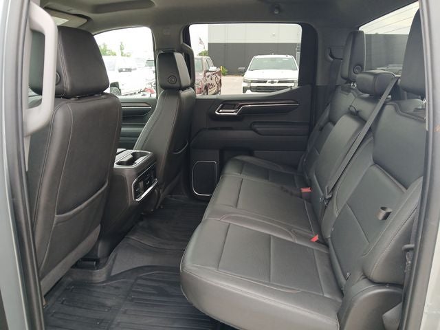 2023 GMC Sierra 1500 4WD Crew Cab Standard Box SLT