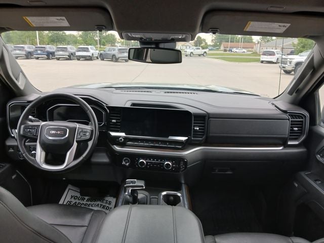 2023 GMC Sierra 1500 4WD Crew Cab Standard Box SLT