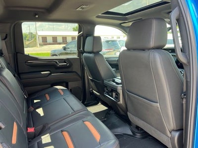 2024 GMC Sierra 1500 4WD Crew Cab Short Box AT4
