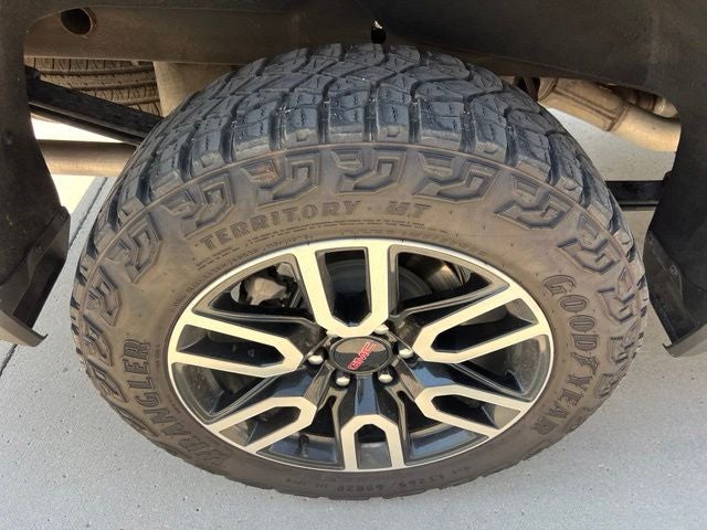 2024 GMC Sierra 1500 4WD Crew Cab Short Box AT4