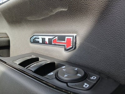 2022 GMC Sierra 1500 4WD Crew Cab Short Box AT4