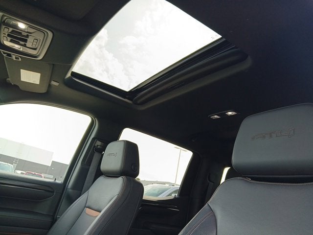 2022 GMC Sierra 1500 4WD Crew Cab Short Box AT4