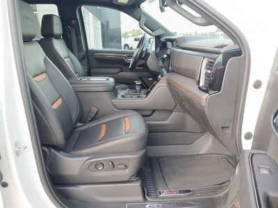 2022 GMC Sierra 1500 4WD Crew Cab Short Box AT4