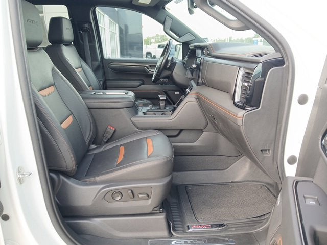 2022 GMC Sierra 1500 4WD Crew Cab Short Box AT4