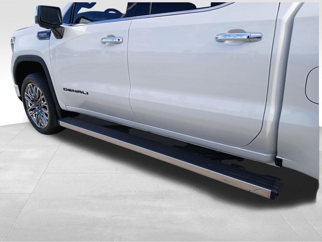2025 GMC Sierra 1500 4WD Crew Cab Short Box Denali Ultimate