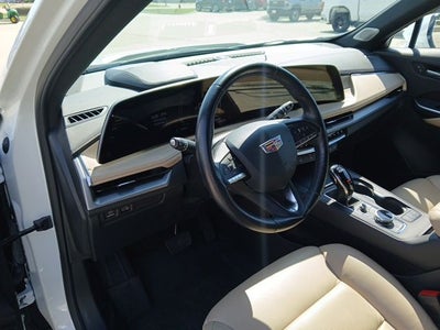 2024 Cadillac XT4 AWD Premium Luxury