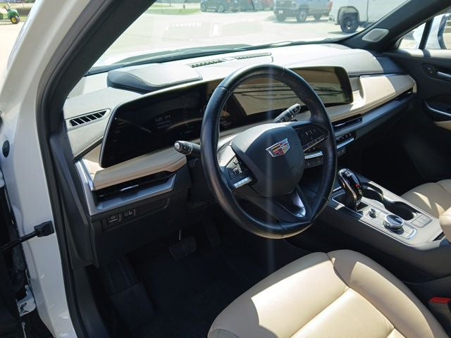 2024 Cadillac XT4 AWD Premium Luxury