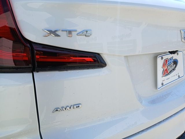 2024 Cadillac XT4 AWD Premium Luxury
