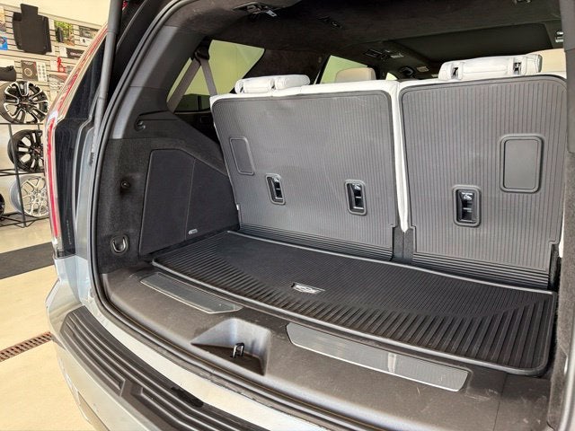 2025 Cadillac Escalade Premium Luxury Platinum