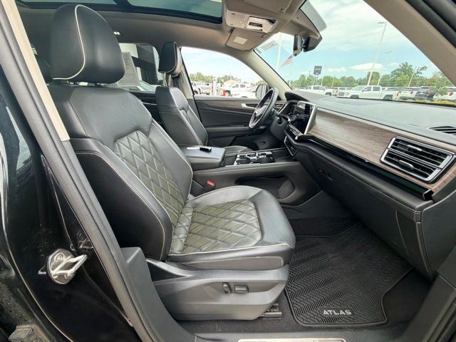 2024 Volkswagen Atlas 2.0T SEL Premium R-Line