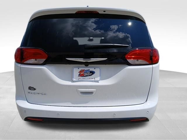 2027 Chrysler Pacifica PACIFICA LX