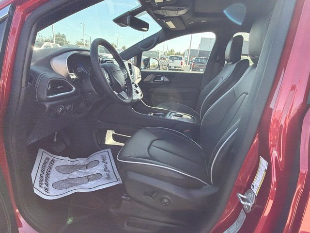 2027 Chrysler Pacifica PACIFICA LIMITED