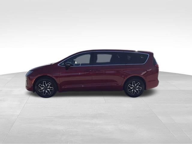 2027 Chrysler Pacifica PACIFICA LIMITED