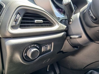 2027 Chrysler Pacifica PACIFICA SELECT AWD