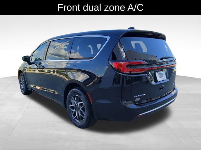 2027 Chrysler Pacifica PACIFICA LIMITED AWD