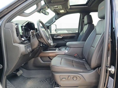 2025 Chevrolet Silverado 2500HD 4WD Crew Cab Standard Bed High Country