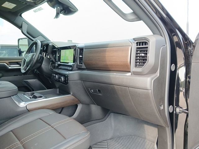 2025 Chevrolet Silverado 2500HD 4WD Crew Cab Standard Bed High Country