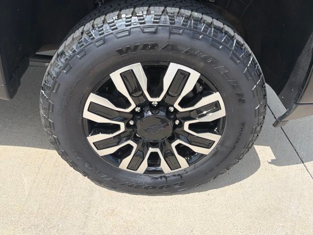 2026 Chevrolet Silverado 2500 HD Crew Cab, Standard Bed, XR2, 4WD