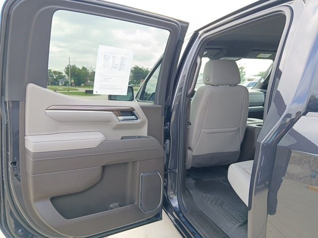 2022 Chevrolet Silverado 1500 4WD Crew Cab Standard Bed LT