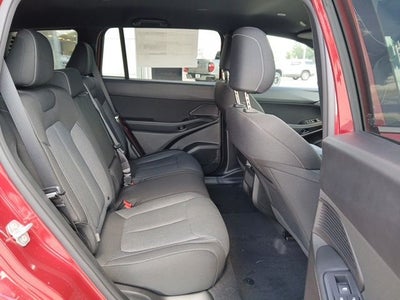 2026 Jeep Cherokee CHEROKEE LAREDO 4X4