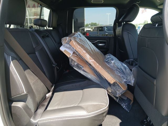 2025 RAM Ram 3500 RAM 3500 LARAMIE CREW CAB 4X4 6'4' BOX