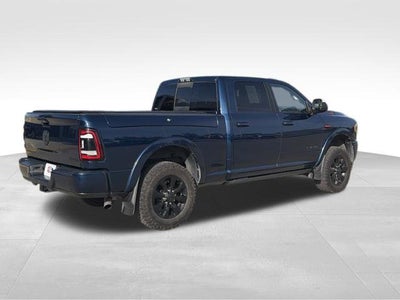 2022 RAM 3500 Limited Crew Cab 4x4 6'4' Box