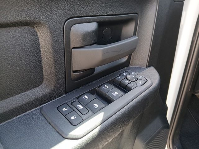 2025 RAM 2500 Tradesman Crew Cab 4x4 6'4' Box