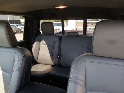 2025 RAM 2500 Tradesman Crew Cab 4x4 6'4' Box