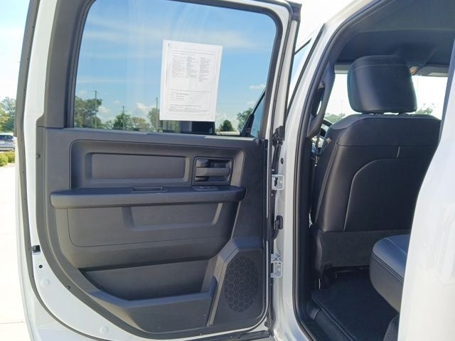 2025 RAM 2500 Tradesman Crew Cab 4x4 6'4' Box
