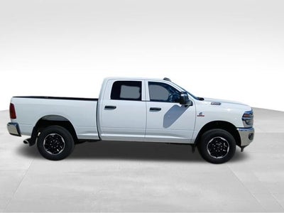 2025 RAM 2500 Tradesman Crew Cab 4x4 6'4' Box