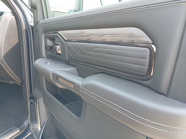 2026 RAM 2500 RAM 2500 LIMITED CREW CAB 4X4 6'4' BOX