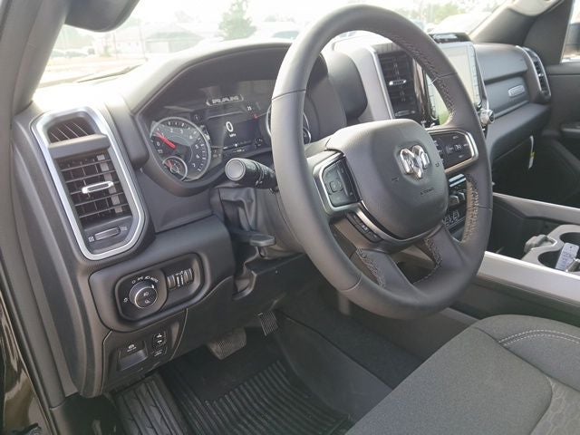 2026 RAM 1500 Big Horn Crew Cab 4x4 5'7' Box