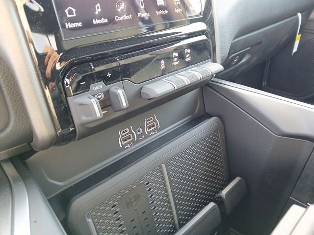 2026 RAM 1500 Big Horn Crew Cab 4x4 5'7' Box