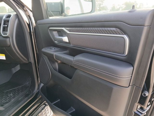 2026 RAM 1500 Big Horn Crew Cab 4x4 5'7' Box