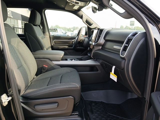 2026 RAM 1500 Big Horn Crew Cab 4x4 5'7' Box