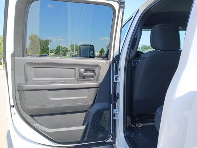 2026 RAM 2500 RAM 2500 TRADESMAN CREW CAB 4X4 6'4' BOX