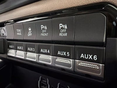2022 RAM 2500 Laramie Crew Cab 4x4 6'4' Box