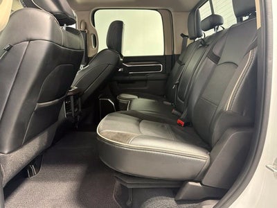 2022 RAM 2500 Laramie Crew Cab 4x4 6'4' Box