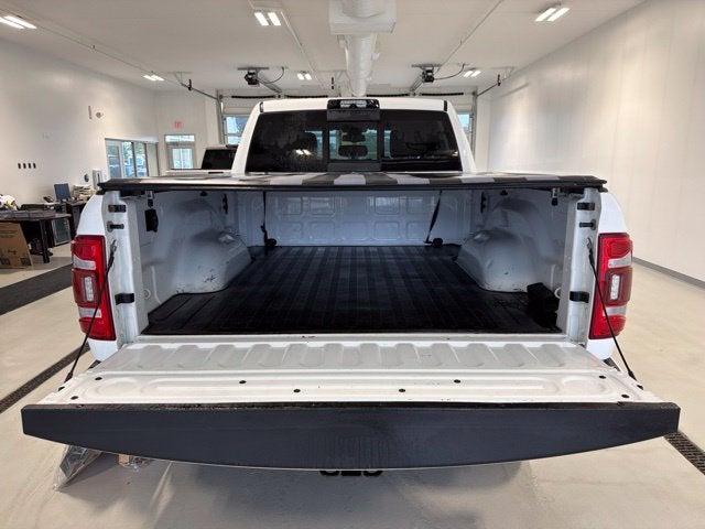 2022 RAM 2500 Laramie Crew Cab 4x4 6'4' Box