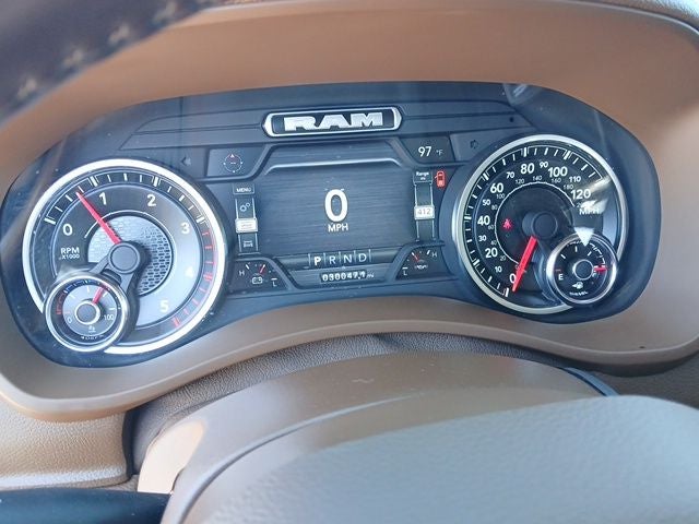2023 RAM 2500 Laramie Crew Cab 4x4 6'4' Box