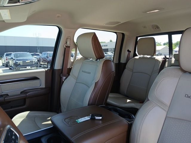 2023 RAM 2500 Laramie Crew Cab 4x4 6'4' Box