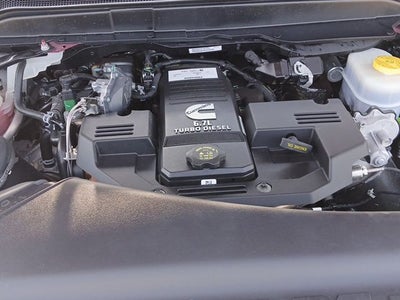 2023 RAM 2500 Laramie Crew Cab 4x4 6'4' Box