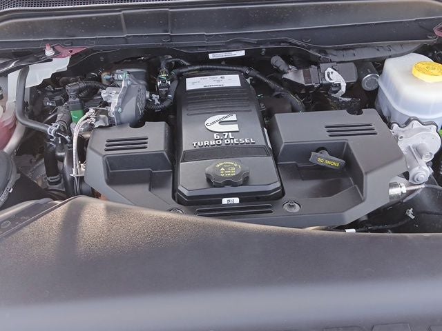 2023 RAM 2500 Laramie Crew Cab 4x4 6'4' Box
