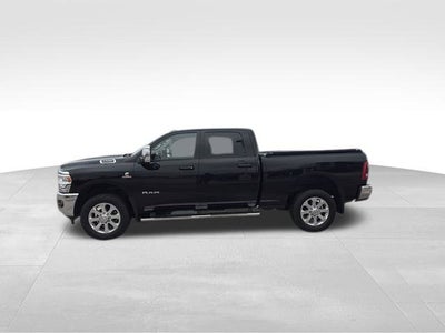 2023 RAM 2500 Laramie Crew Cab 4x4 6'4' Box