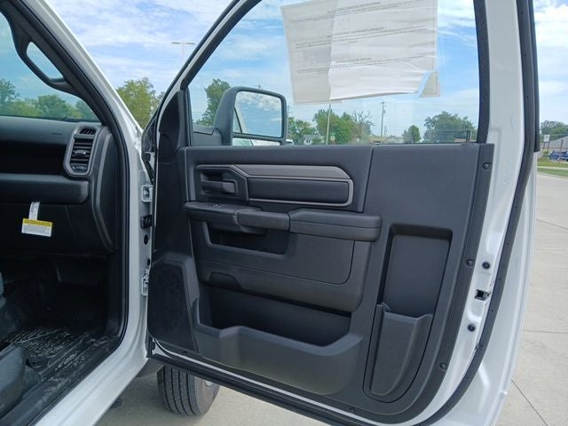 2027 RAM 5500 Chassis Cab Tradesman